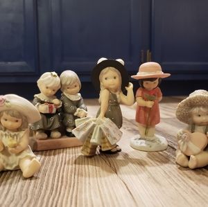 Set of 5 Kim Anderson Figures